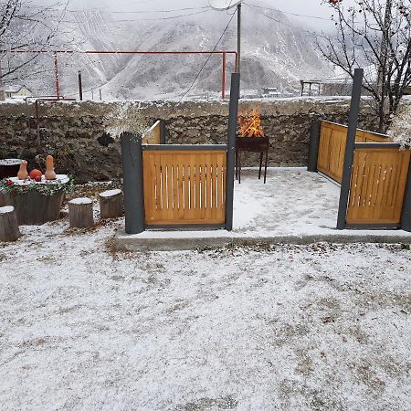 Max Hotel Gogi Alibegashvili Kazbegi Exteriör bild
