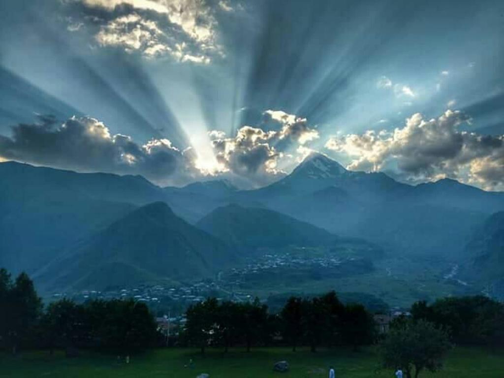 Max Hotel Gogi Alibegashvili Kazbegi Exteriör bild
