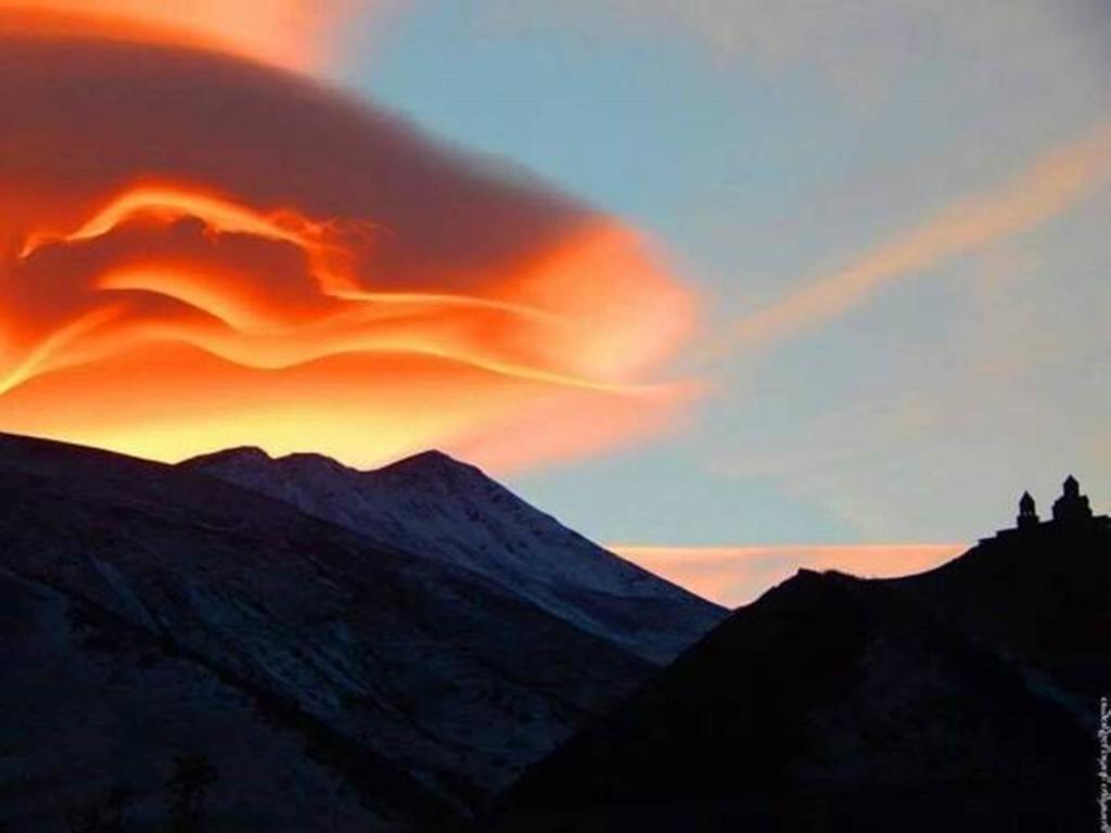 Max Hotel Gogi Alibegashvili Kazbegi Exteriör bild