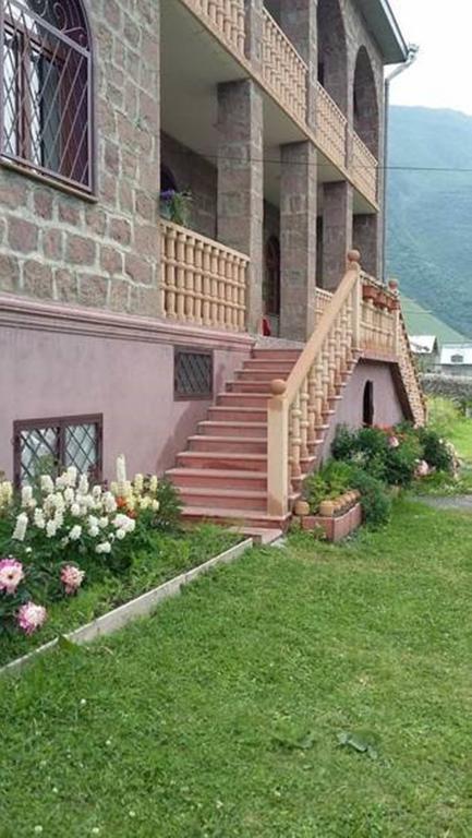 Max Hotel Gogi Alibegashvili Kazbegi Exteriör bild