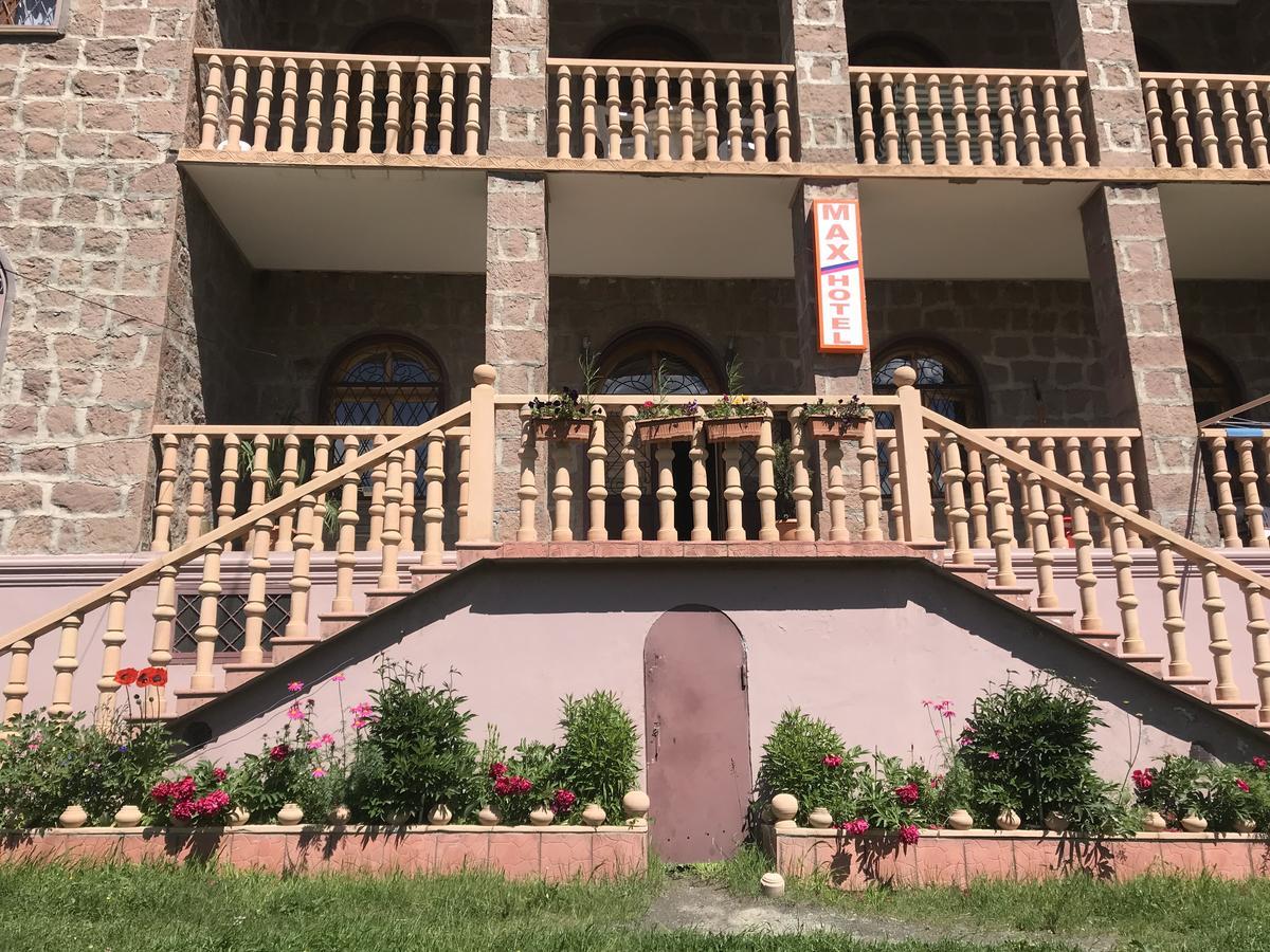 Max Hotel Gogi Alibegashvili Kazbegi Exteriör bild